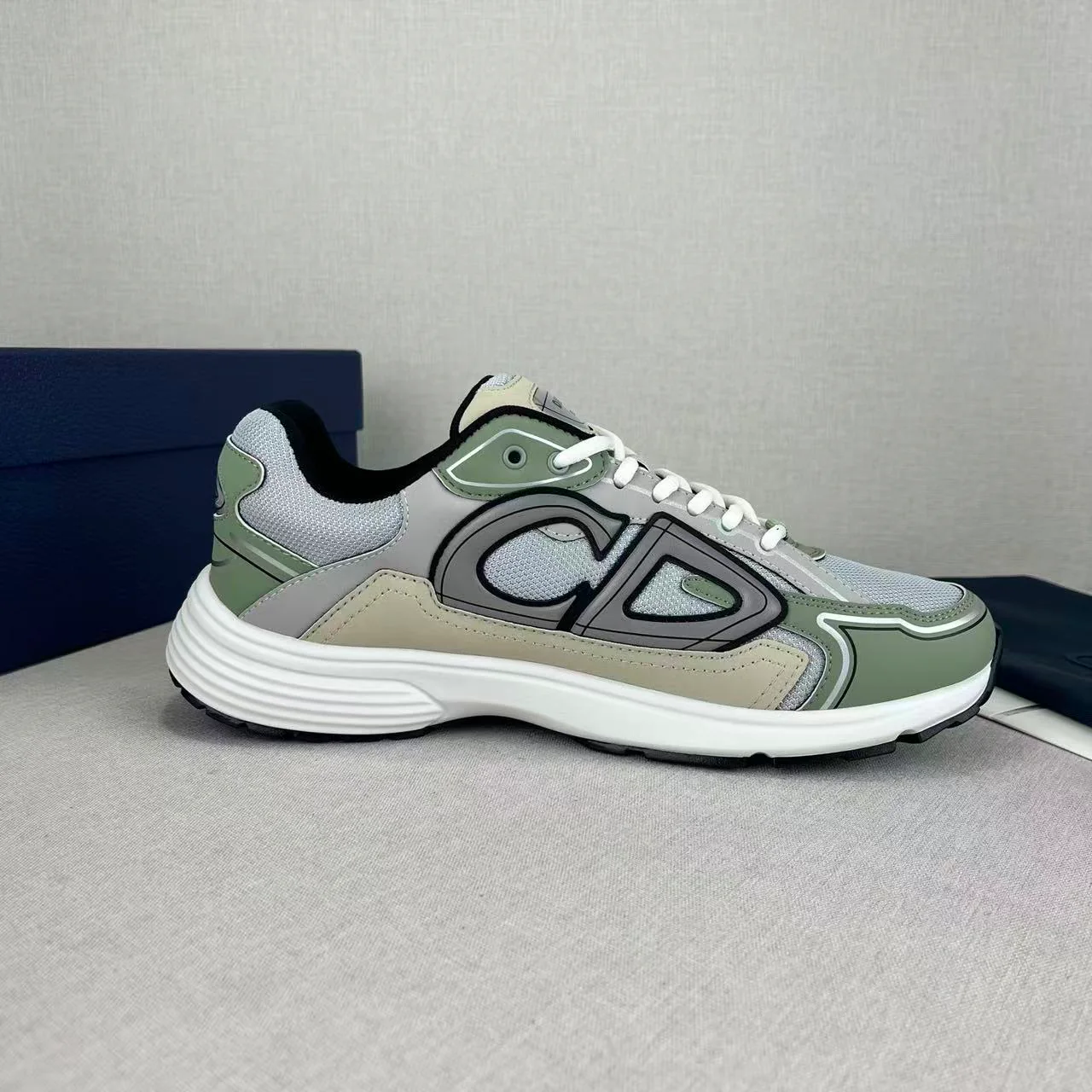 B30 Grey on Cedar Green Mesh - Image 7