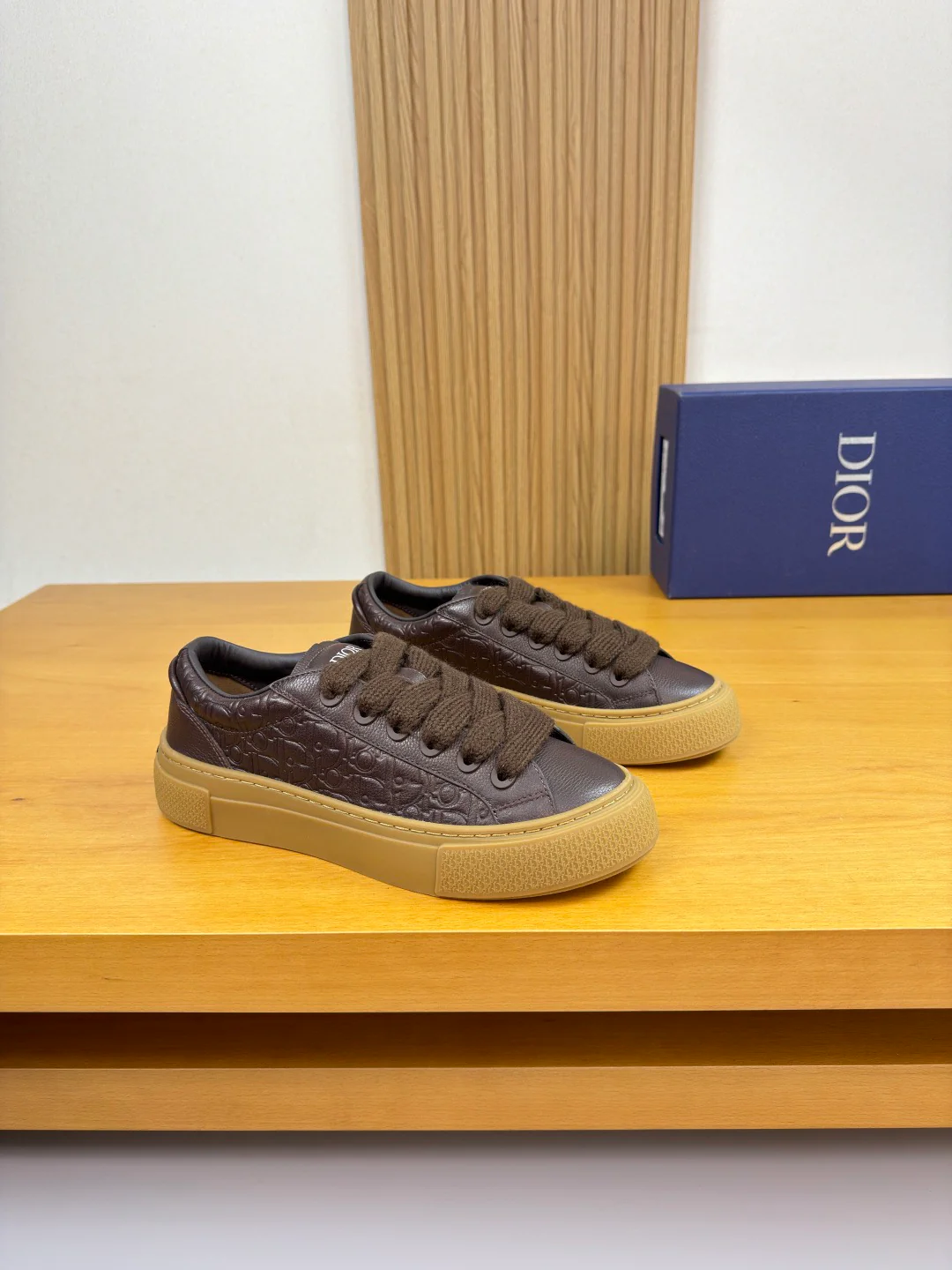 B33 Spin Sneaker Cognac - Image 2