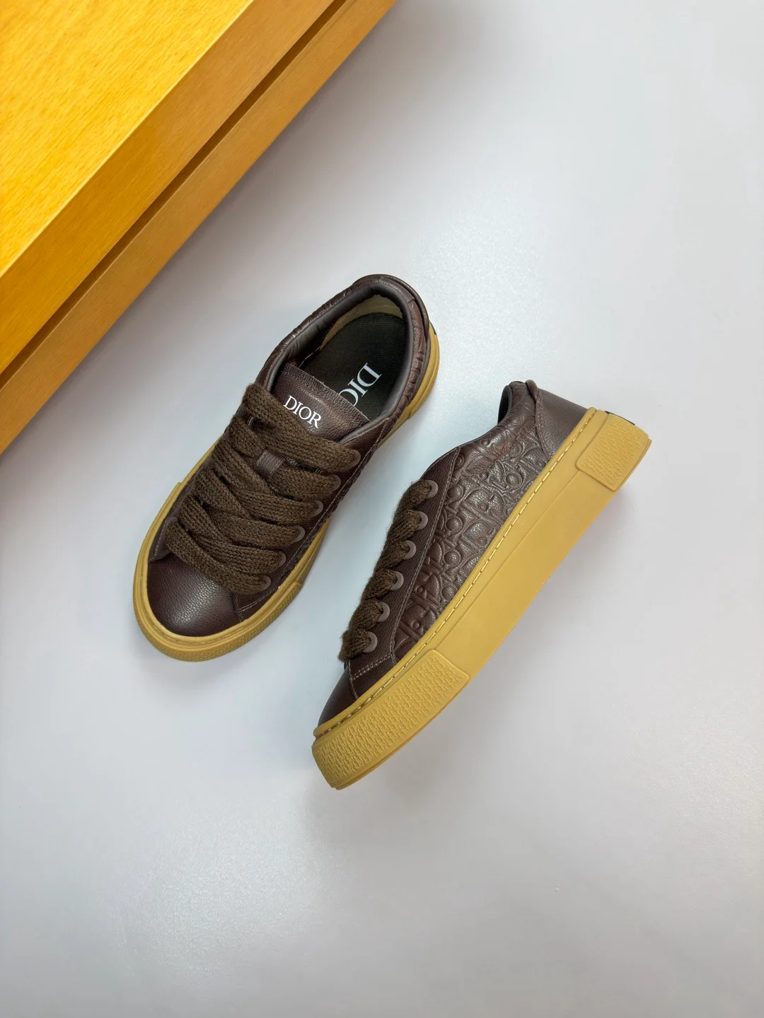 B33 Spin Sneaker Cognac - Image 6