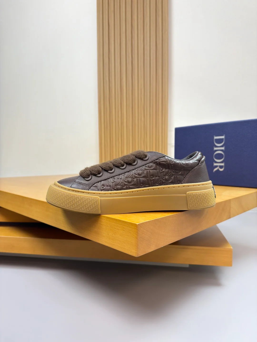 B33 Spin Sneaker Cognac - Image 9