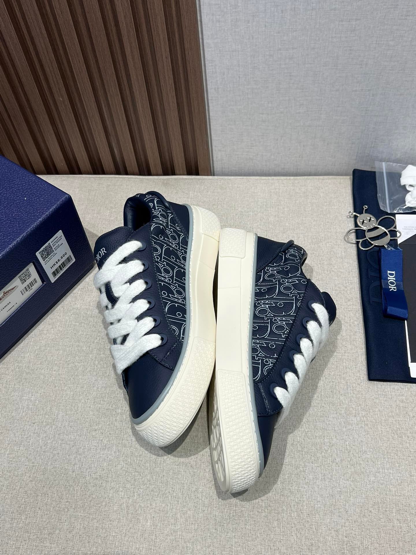 B33 Spin Sneaker Navy - Image 7