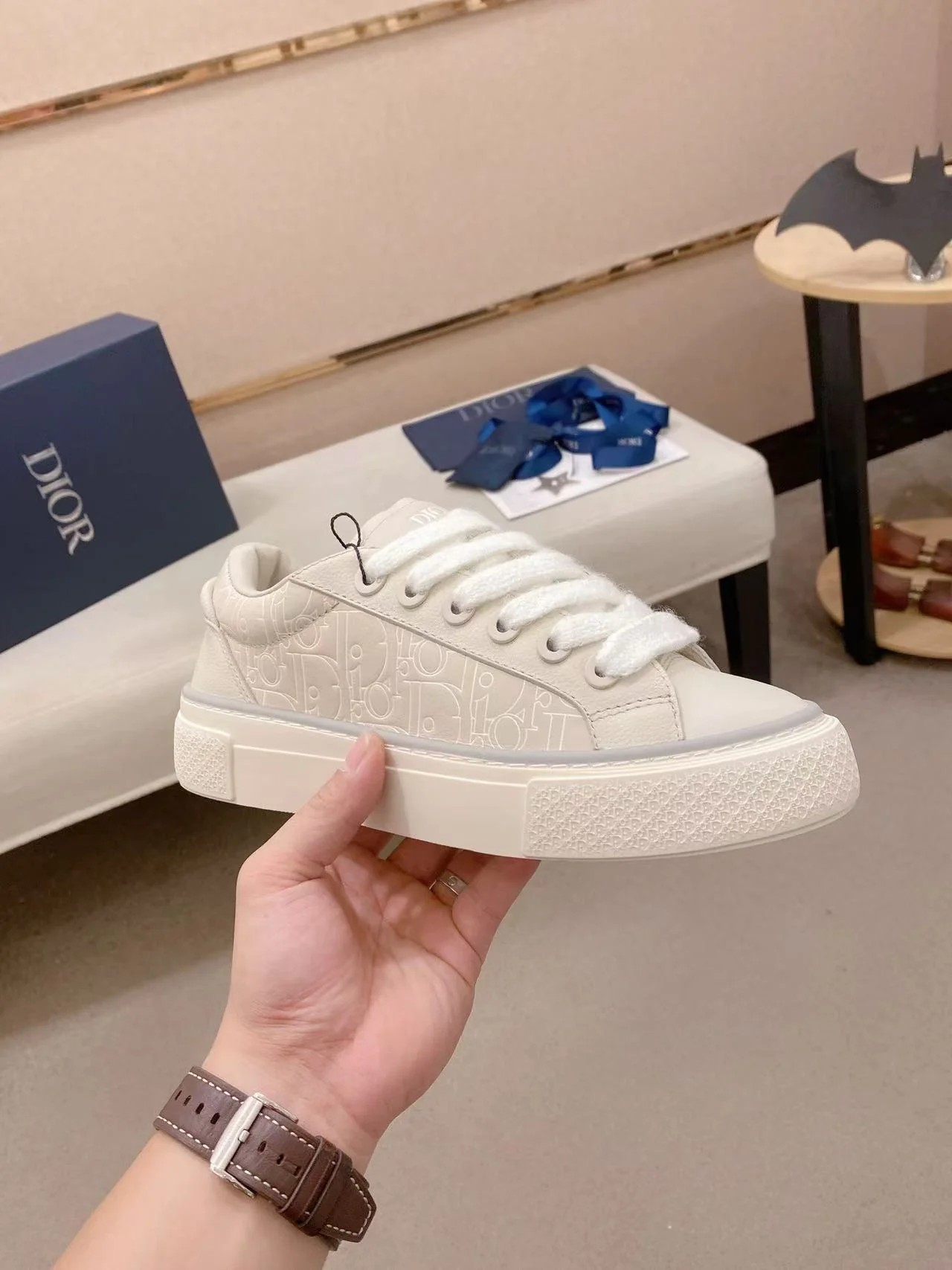 B33 Spin Sneaker White - Image 3