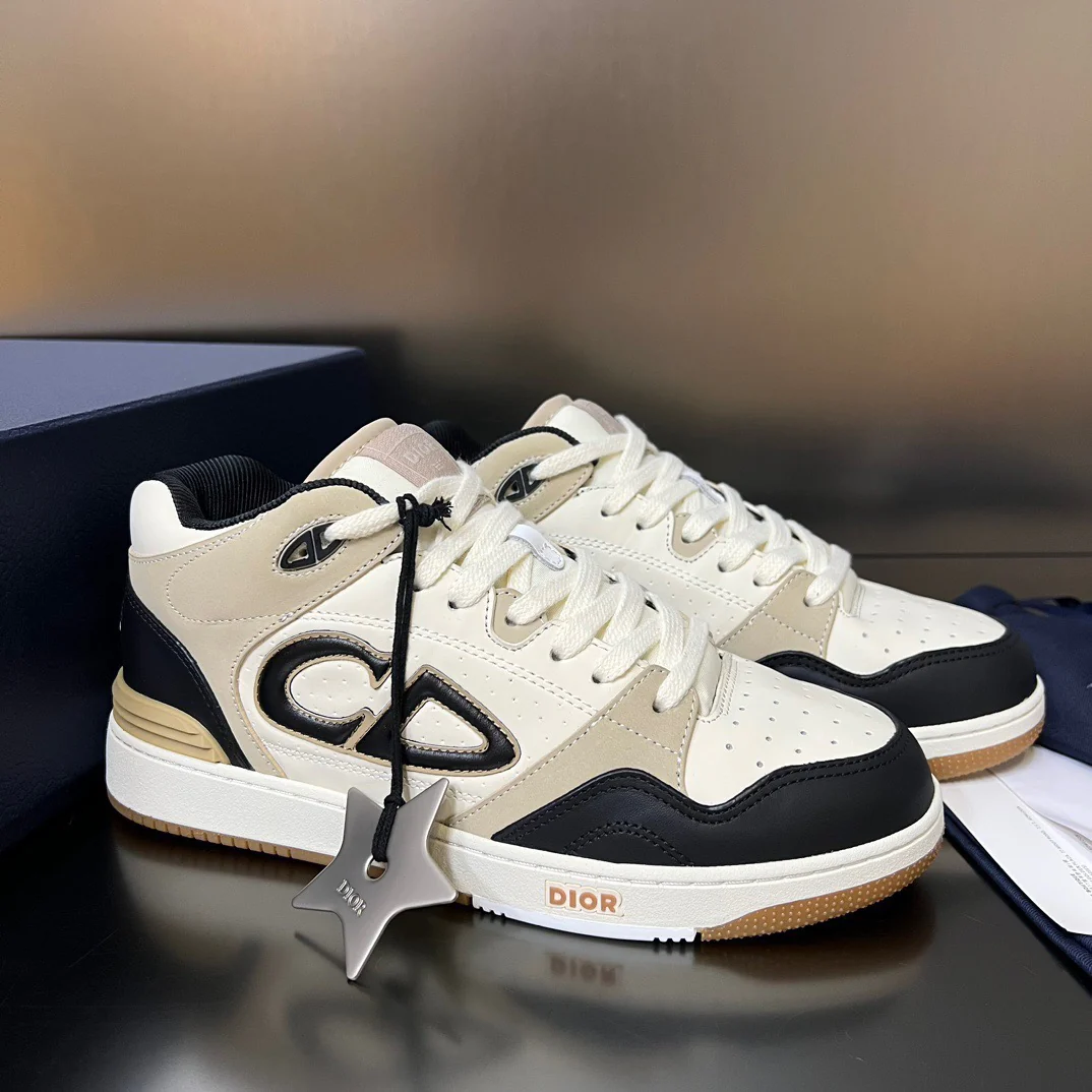 B57 Mid-Top Black and Cream - Image 3