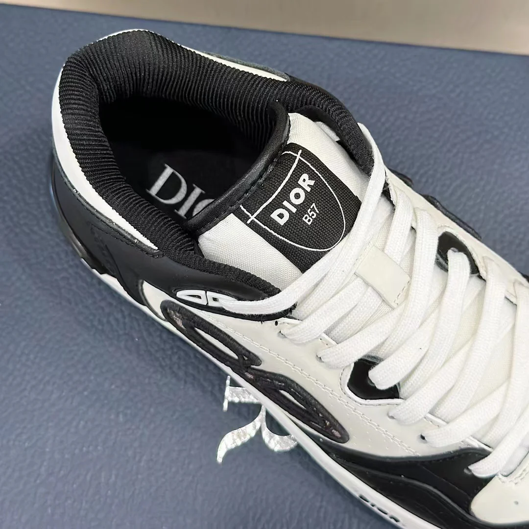 B57 Mid-Top Black Oblique - Image 8