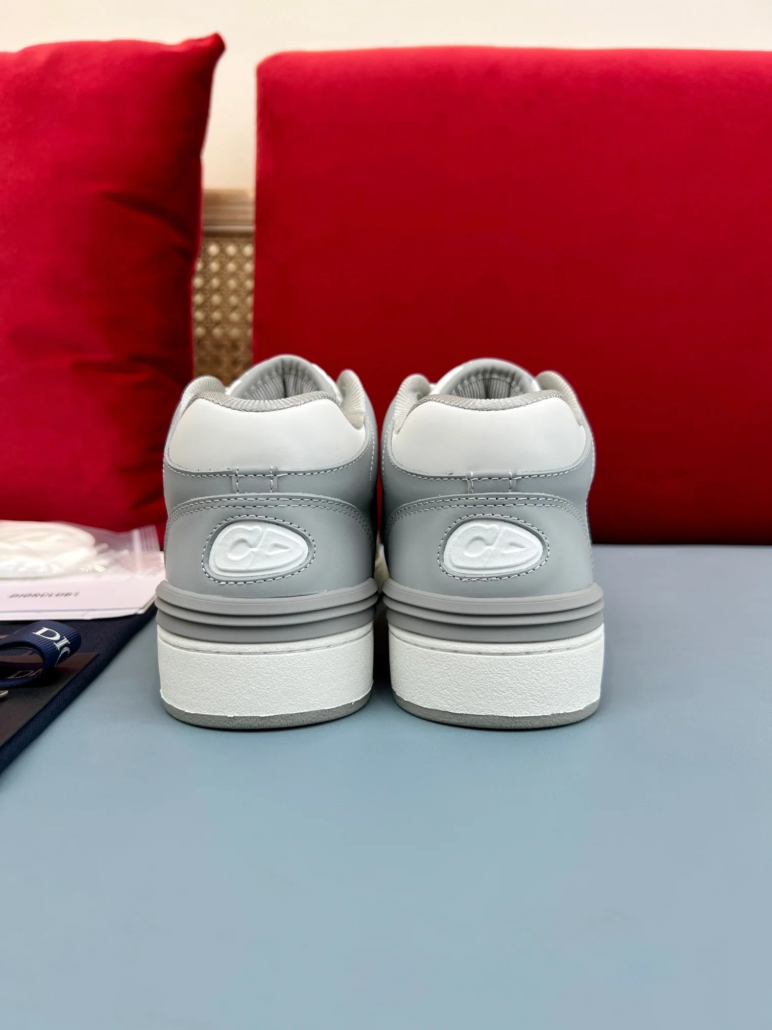 B57 Mid-Top Grey Oblique - Image 10