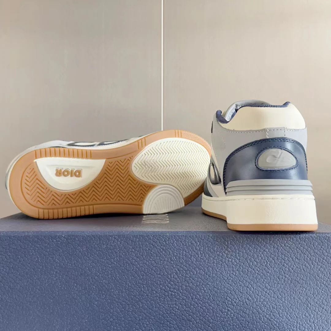 B57 Mid-Top Navy and Cream - Image 11