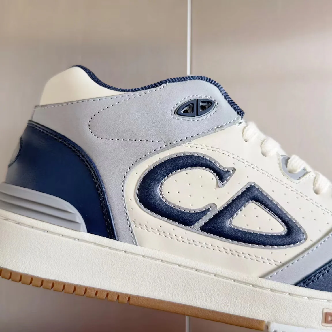 B57 Mid-Top Navy and Cream - Image 5