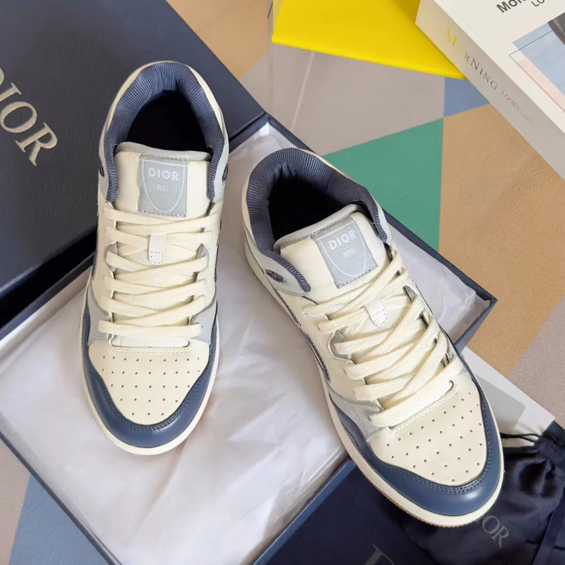 B57 Mid-Top Navy and Cream - Image 7