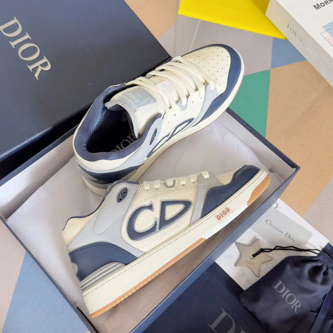 B57 Mid-Top Navy and Cream - Image 9