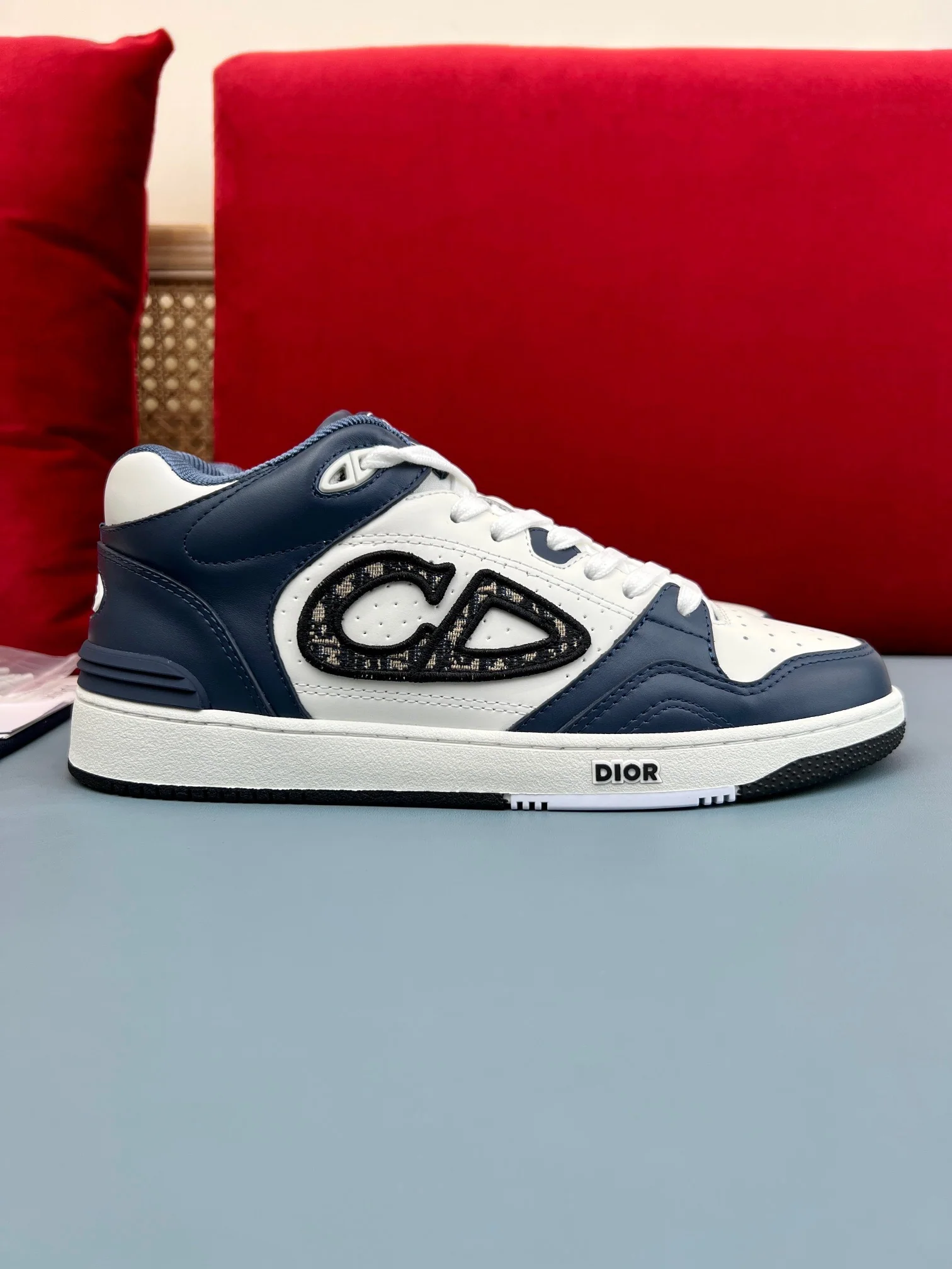 B57 Mid-Top Navy Oblique - Image 6