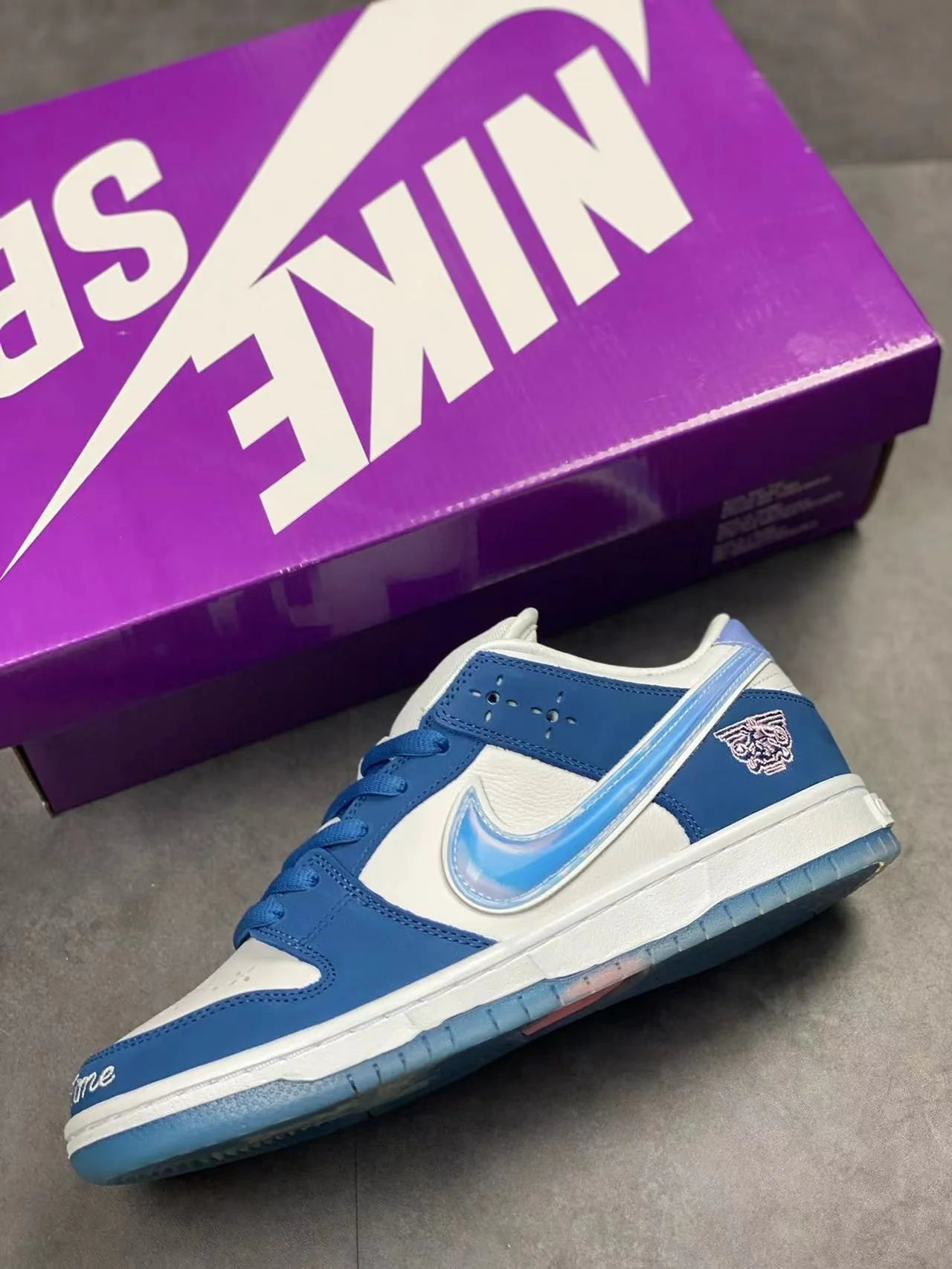 Born x Raised x Dunk Low 'One Block at a Time' - Image 5