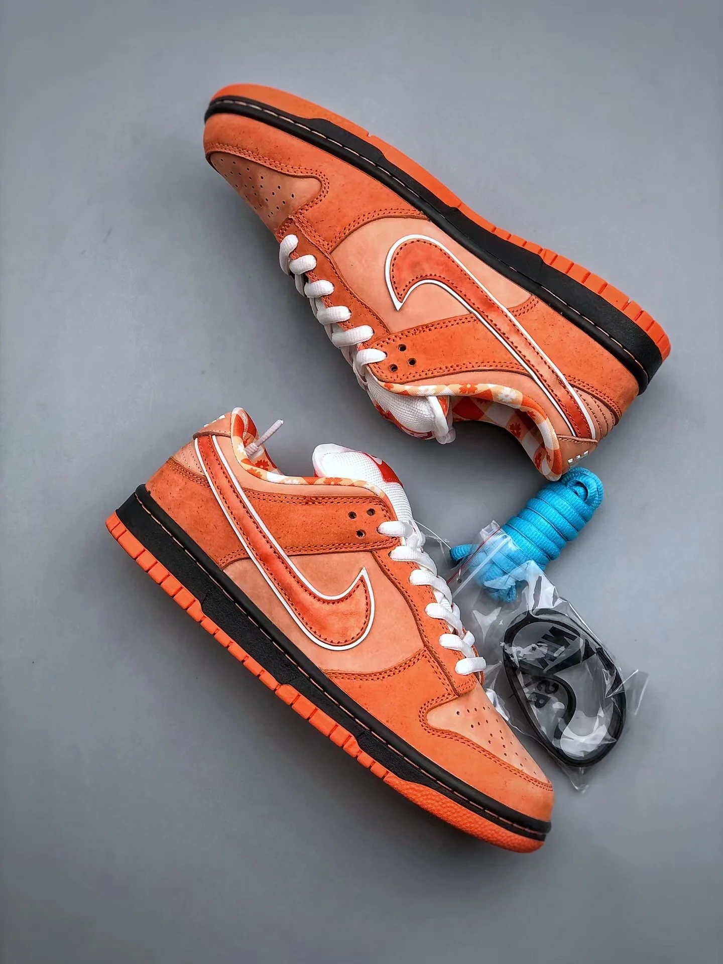 Concepts SB Dunk Low Orange Lobster - Image 10