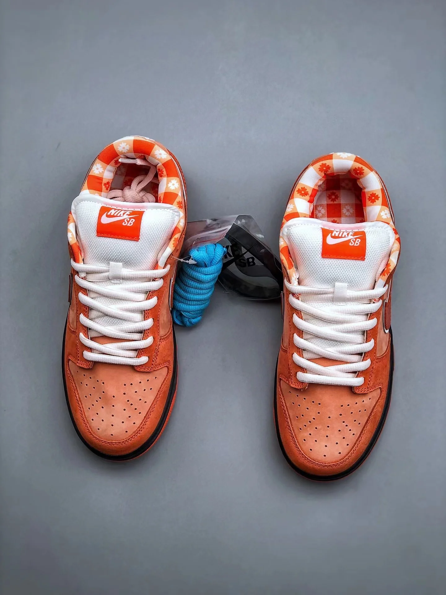 Concepts SB Dunk Low Orange Lobster - Image 6