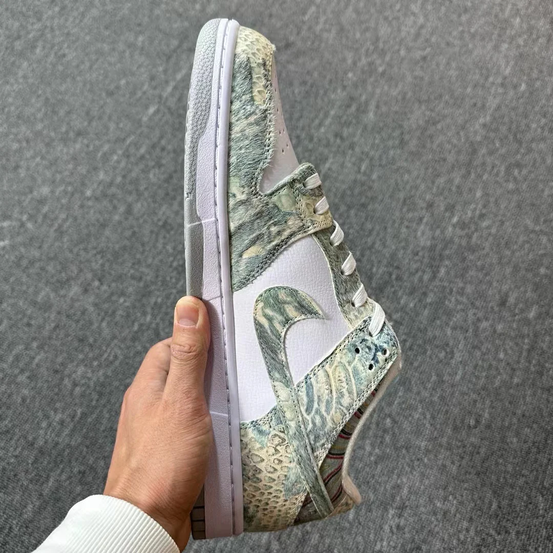 Dunk Low Steam Puppet White Green - Image 4