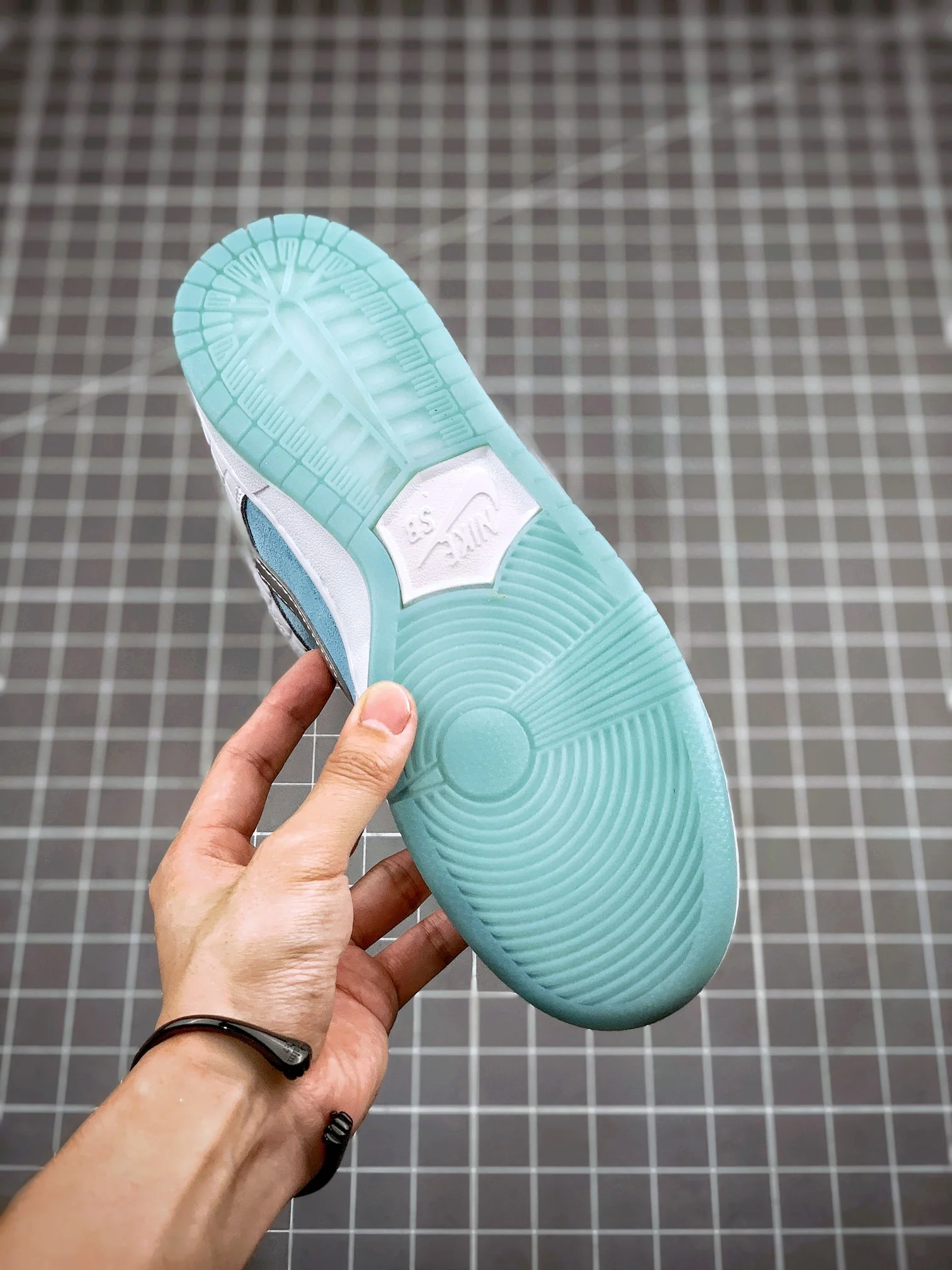 Dunk Low Lagoon Pulse - Image 7