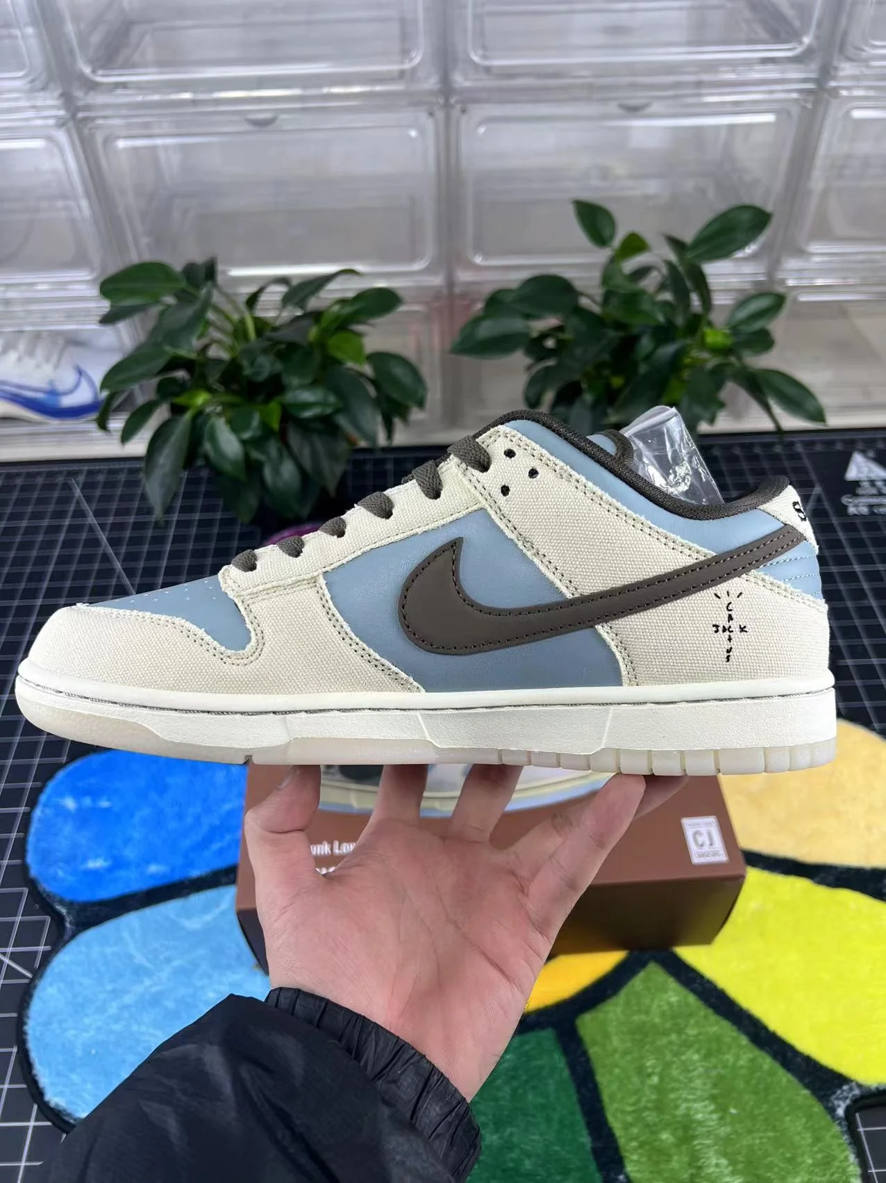 Dunk Low Travis Scott Cactus Jack x Playstation - Image 4