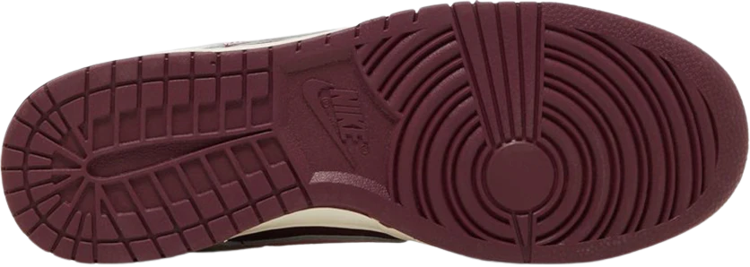 Dunk Low Valentine's Day - Image 3
