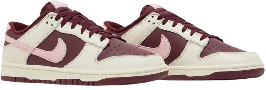 Dunk Low Valentine's Day - Image 5
