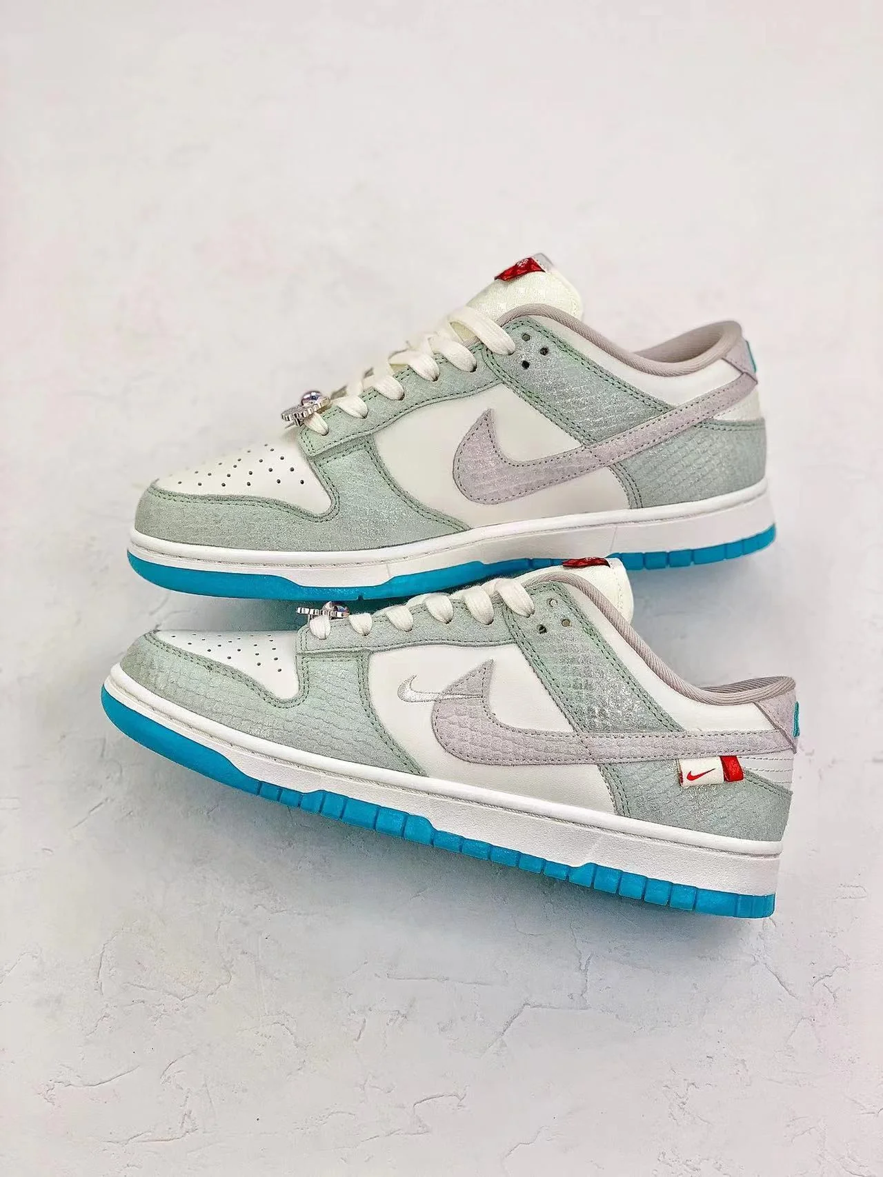 Dunk Low “Year of the Dragon” Dusty Cactus - Image 4
