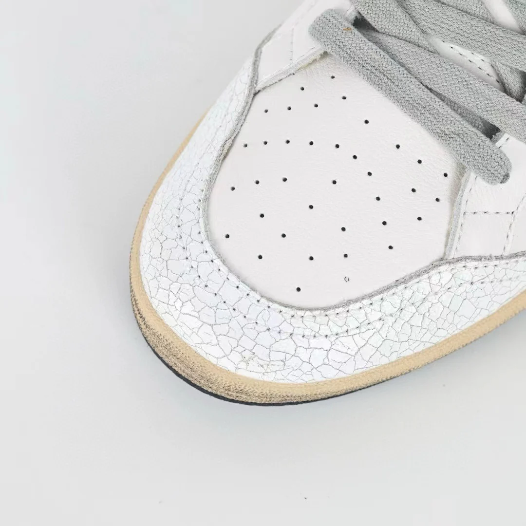 Golden Goose Ball-Star Red Star Yellow Heel Tab - Image 6