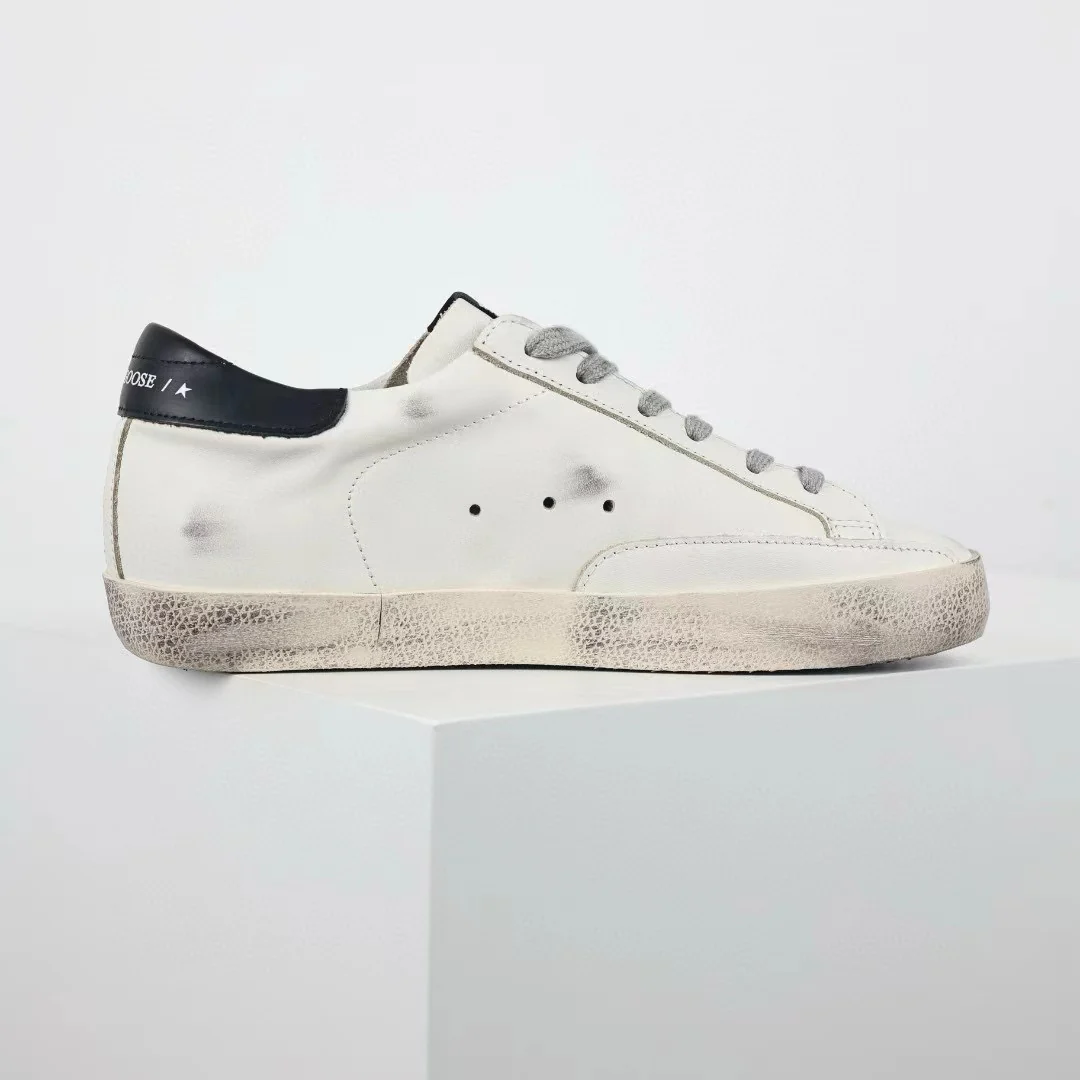 Golden Goose Super-Star Glitter Star Black Heel Tab - Image 8