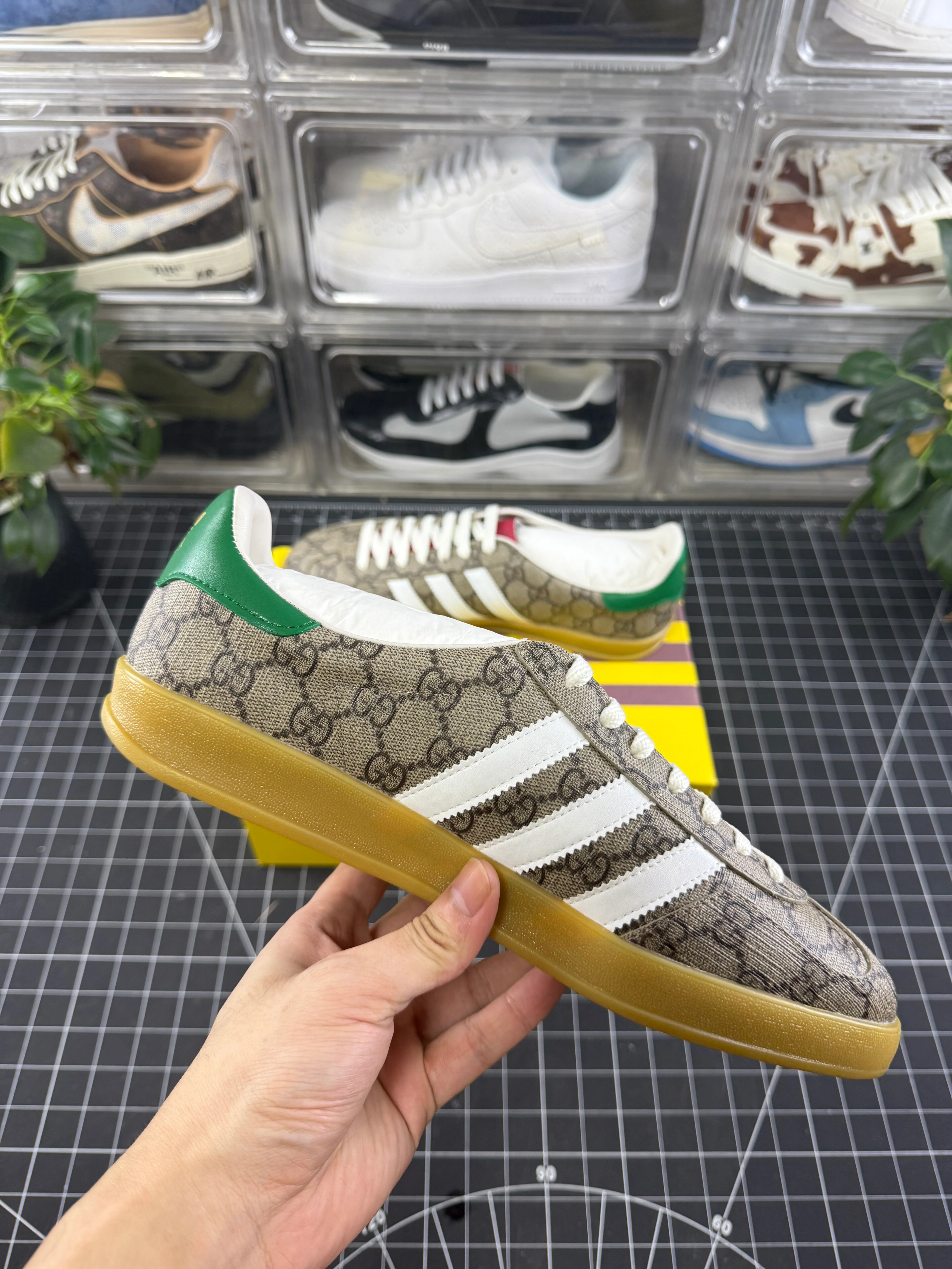 Gucci x Gazelle Beige Monogram - Image 5