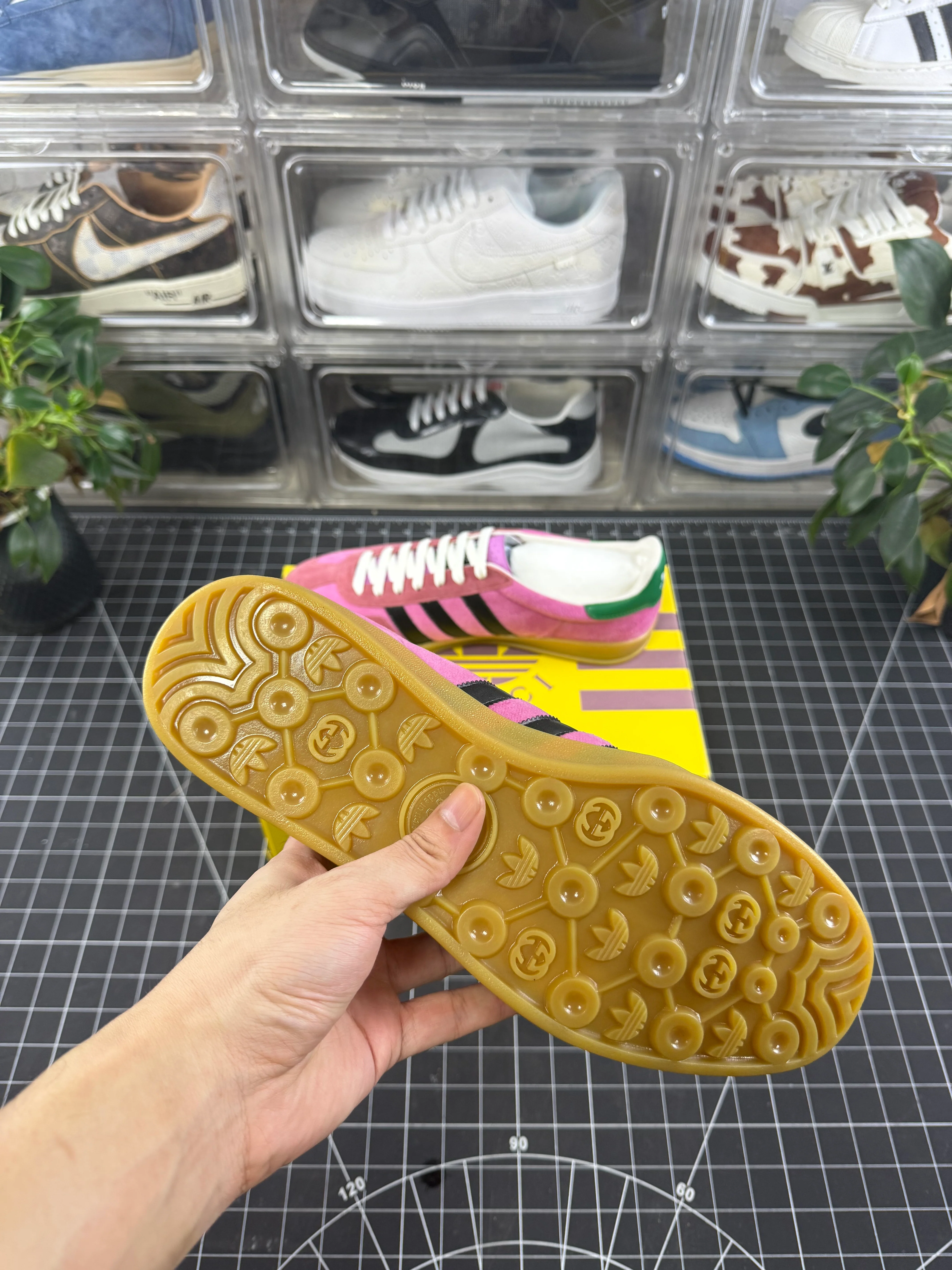 Gucci x Gazelle Pink Velvet - Image 6
