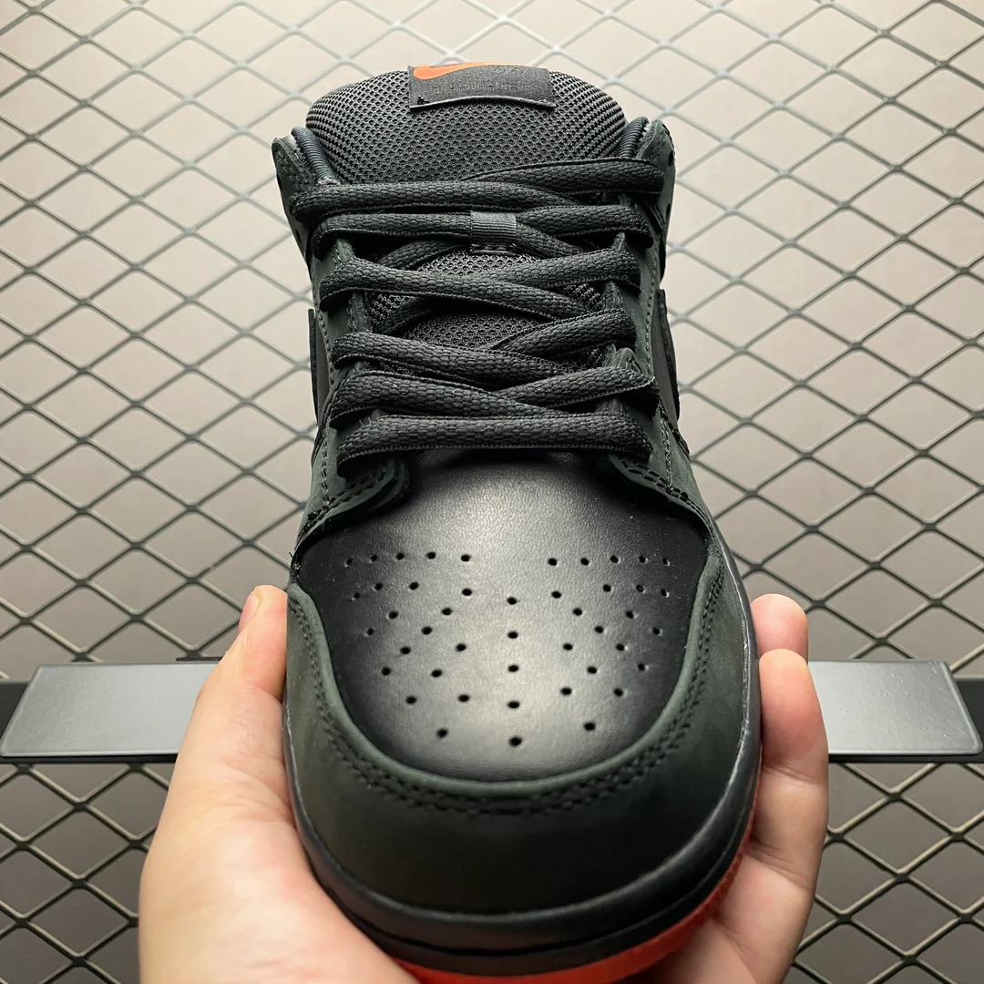 Jeff Staple x Dunk Low Pro SB 'Black Pigeon' - Image 10
