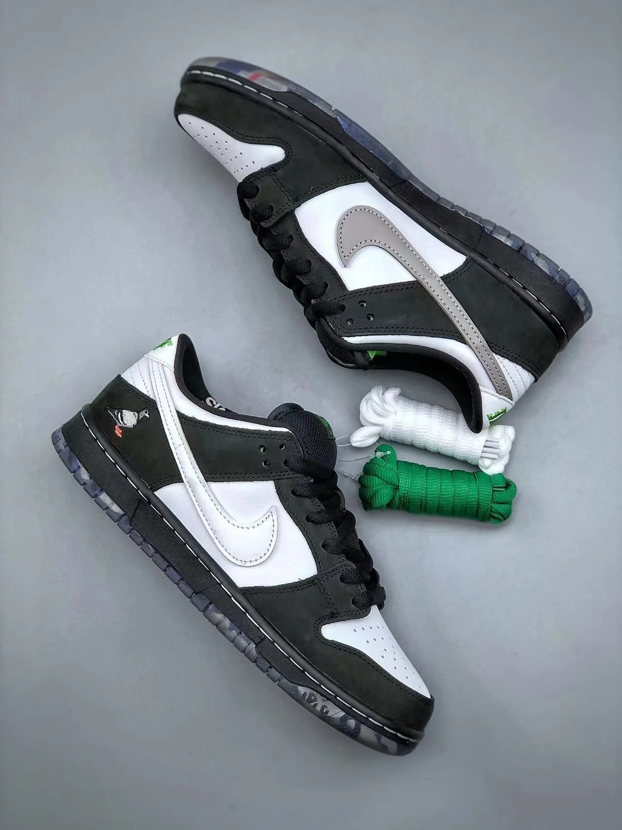 Jeff Staple x Dunk Low Pro SB 'Panda Pigeon' - Image 10