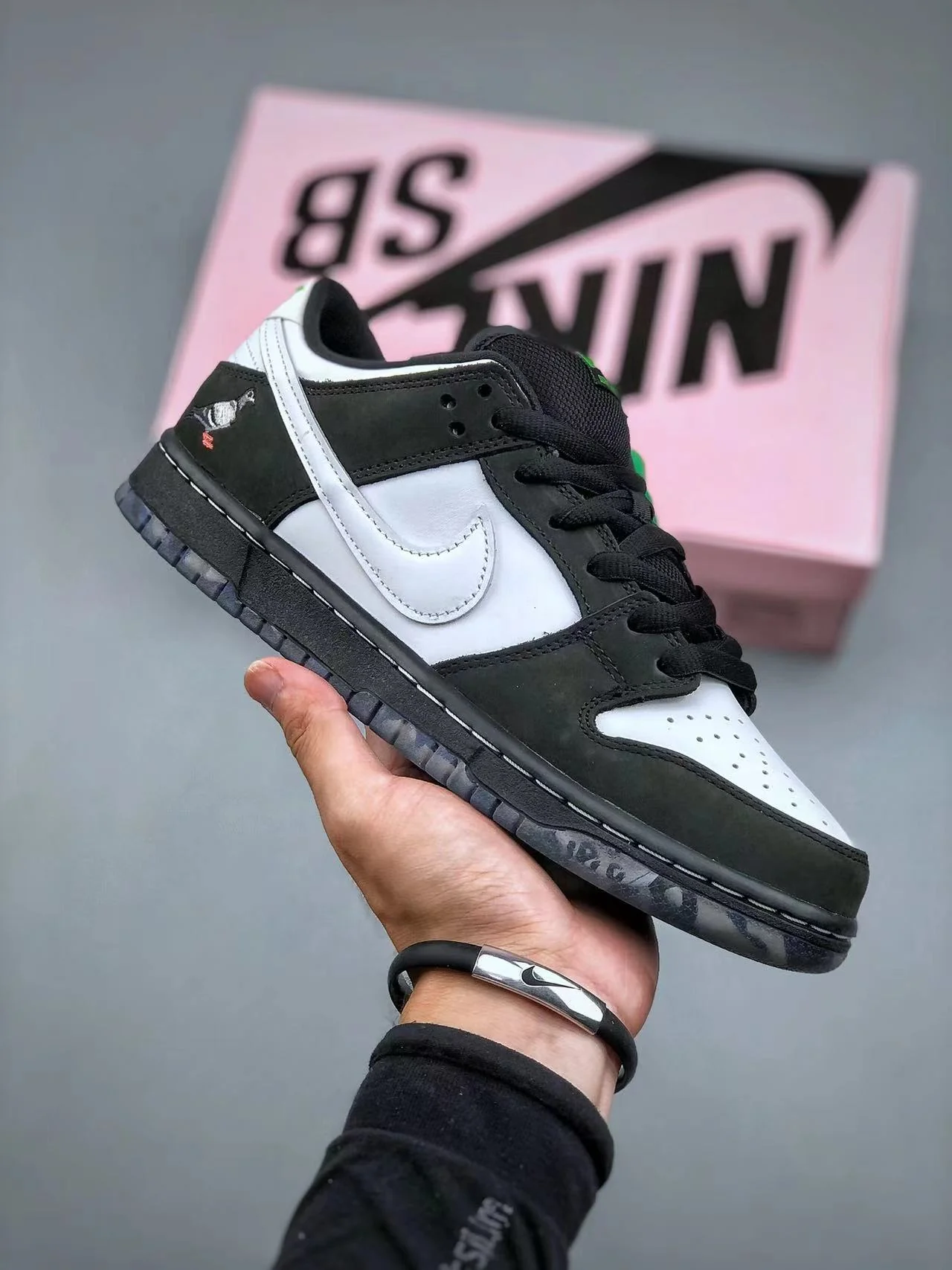 Jeff Staple x Dunk Low Pro SB 'Panda Pigeon' - Image 2