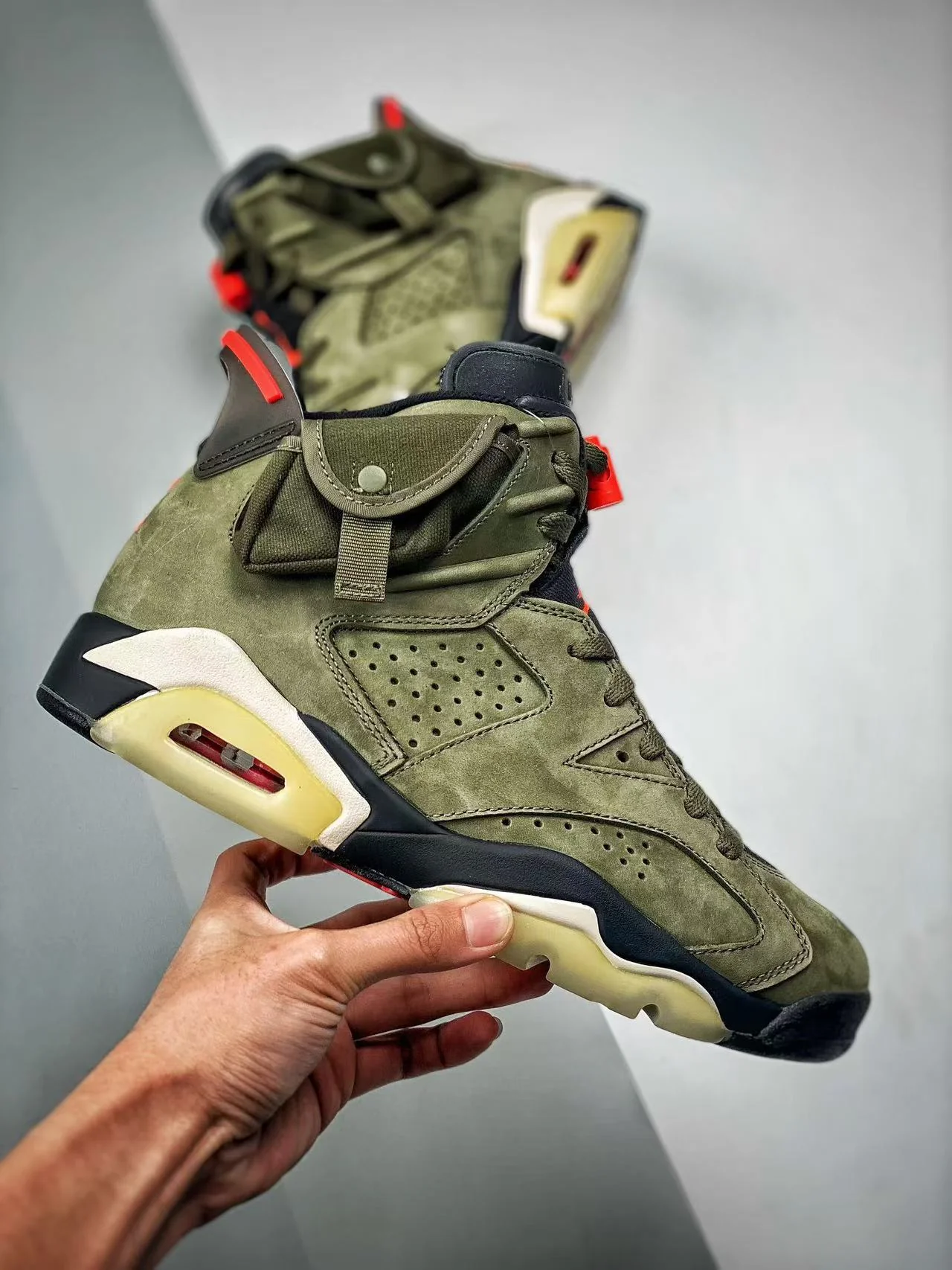 AJ6 Retro Travis Scott - Image 5