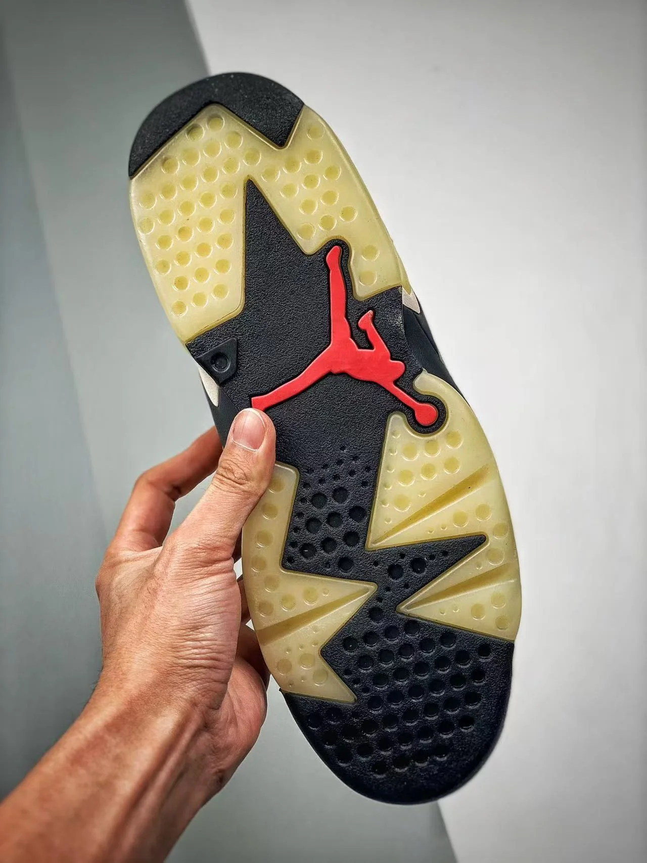 AJ6 Retro Travis Scott - Image 7