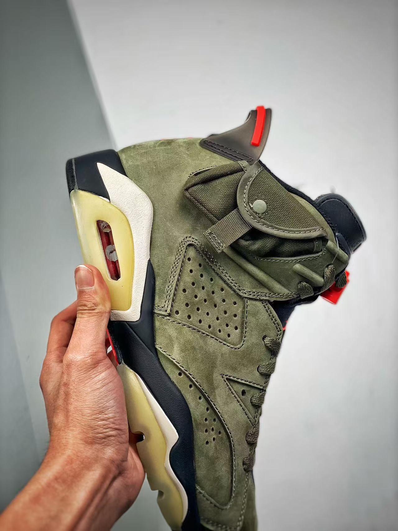 AJ6 Retro Travis Scott - Image 8