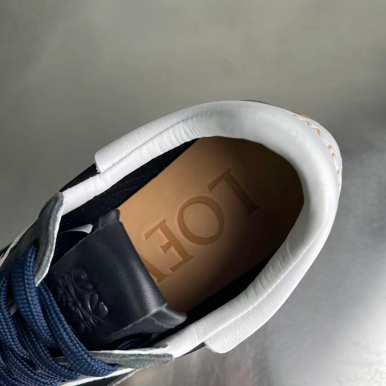 LOEWE Flowrunner Black/White - Image 5