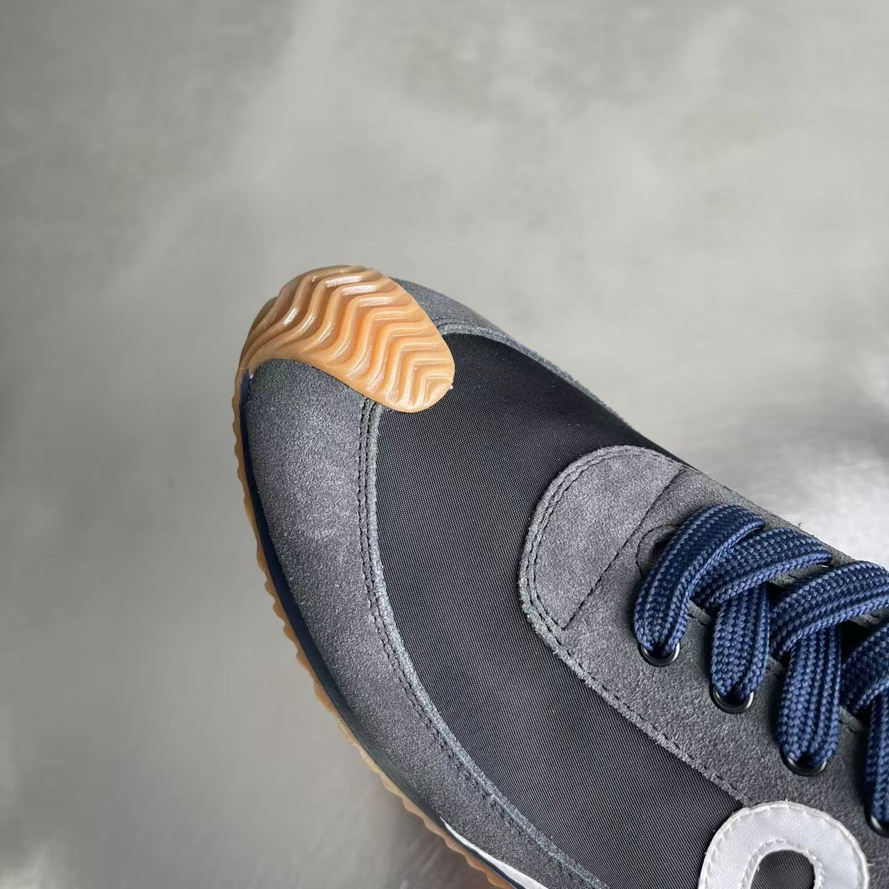 LOEWE Flowrunner Black/White - Image 7