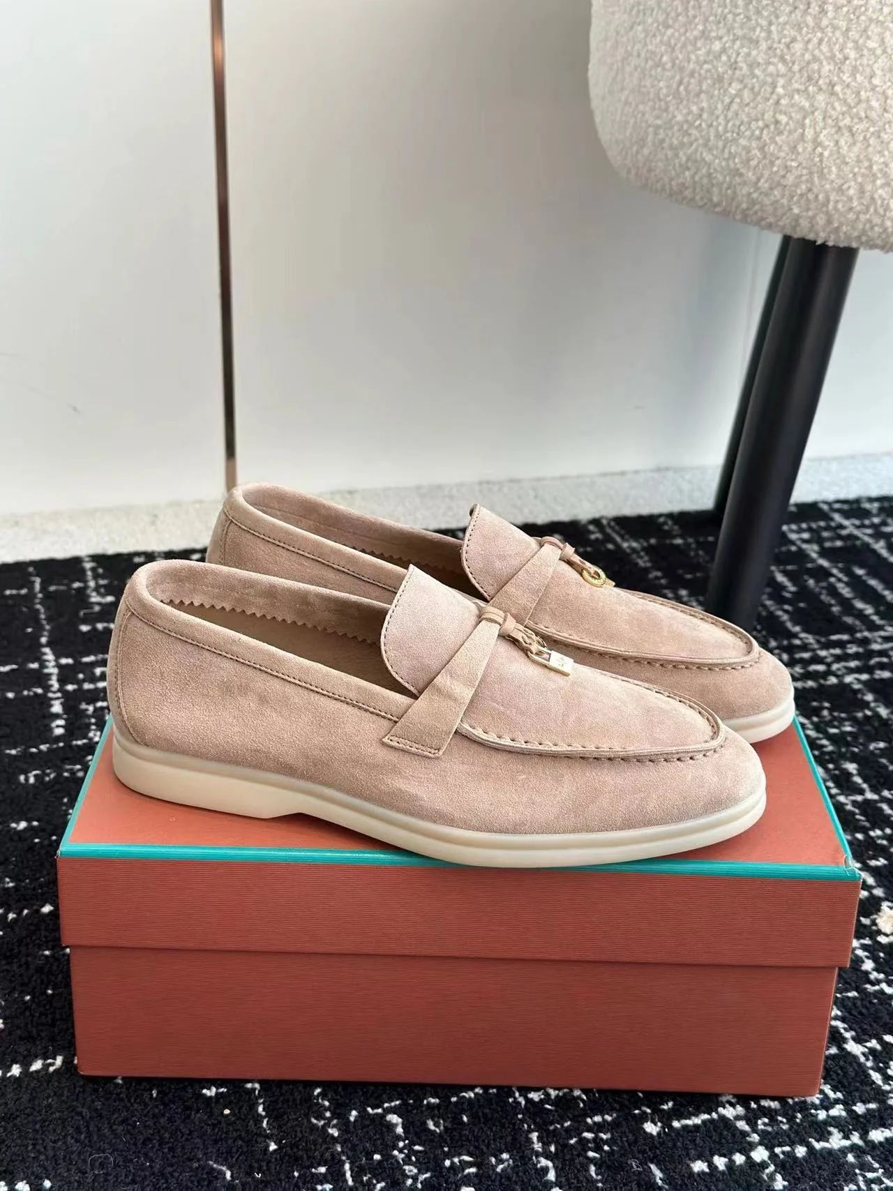 LP Charm | Summer Walk - Beige - Image 2