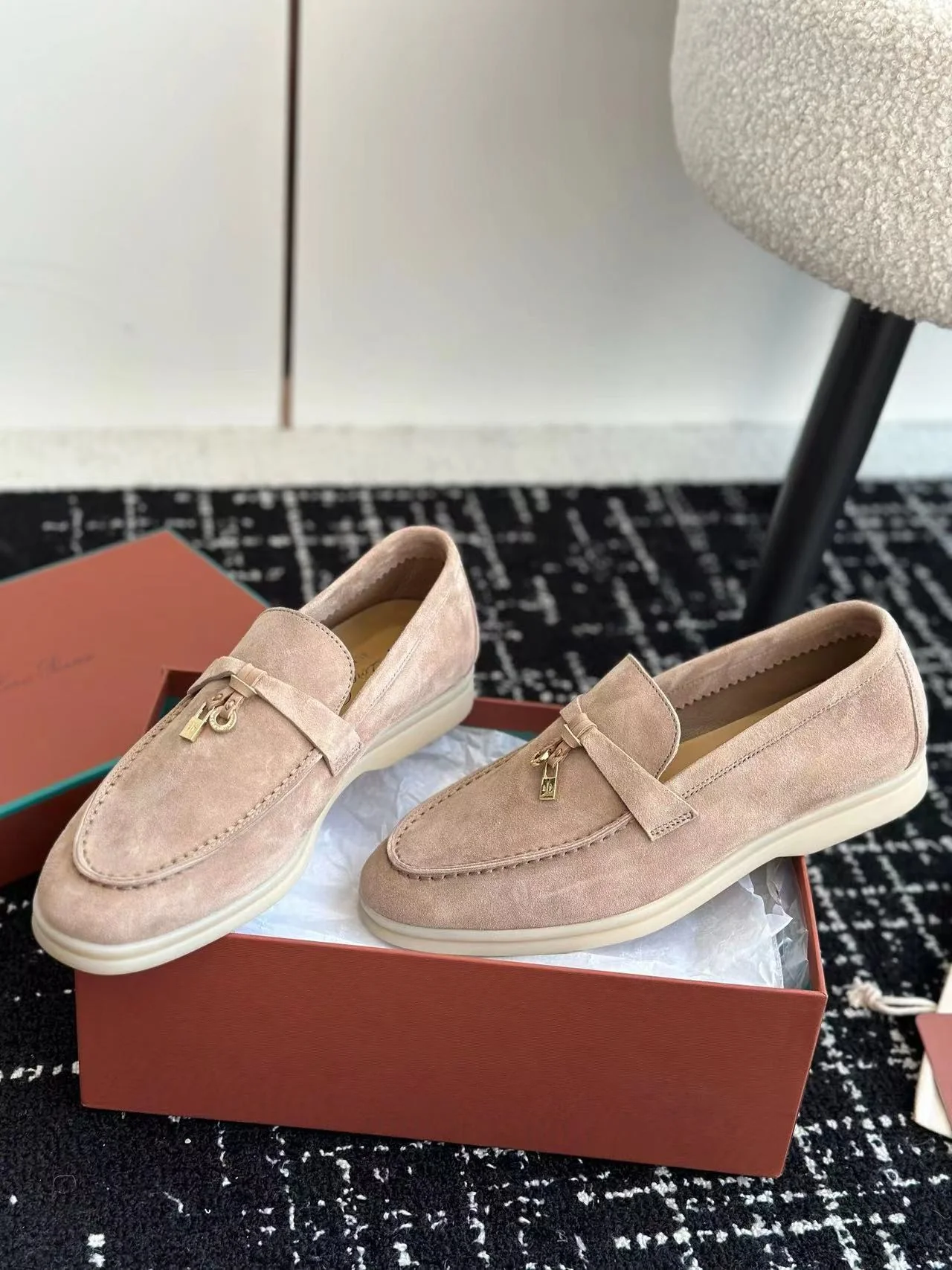 LP Charm | Summer Walk - Beige - Image 4