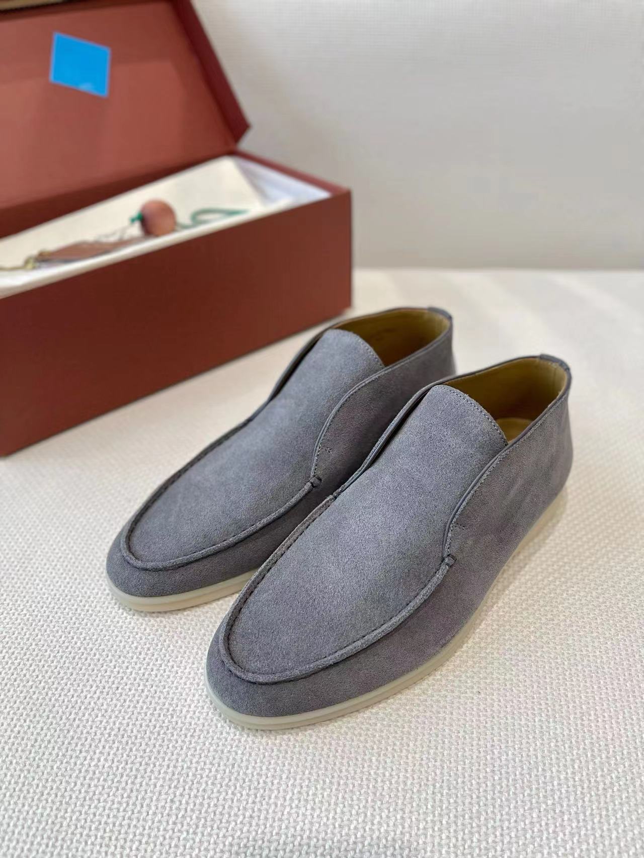 LP Open Walk Chukka Boots - Grey - Image 3