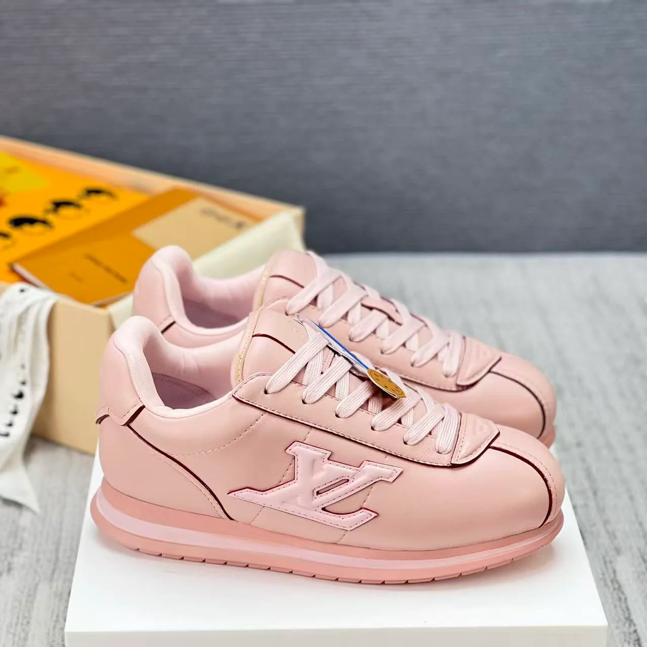 LV Butter Soft Pink - Image 4