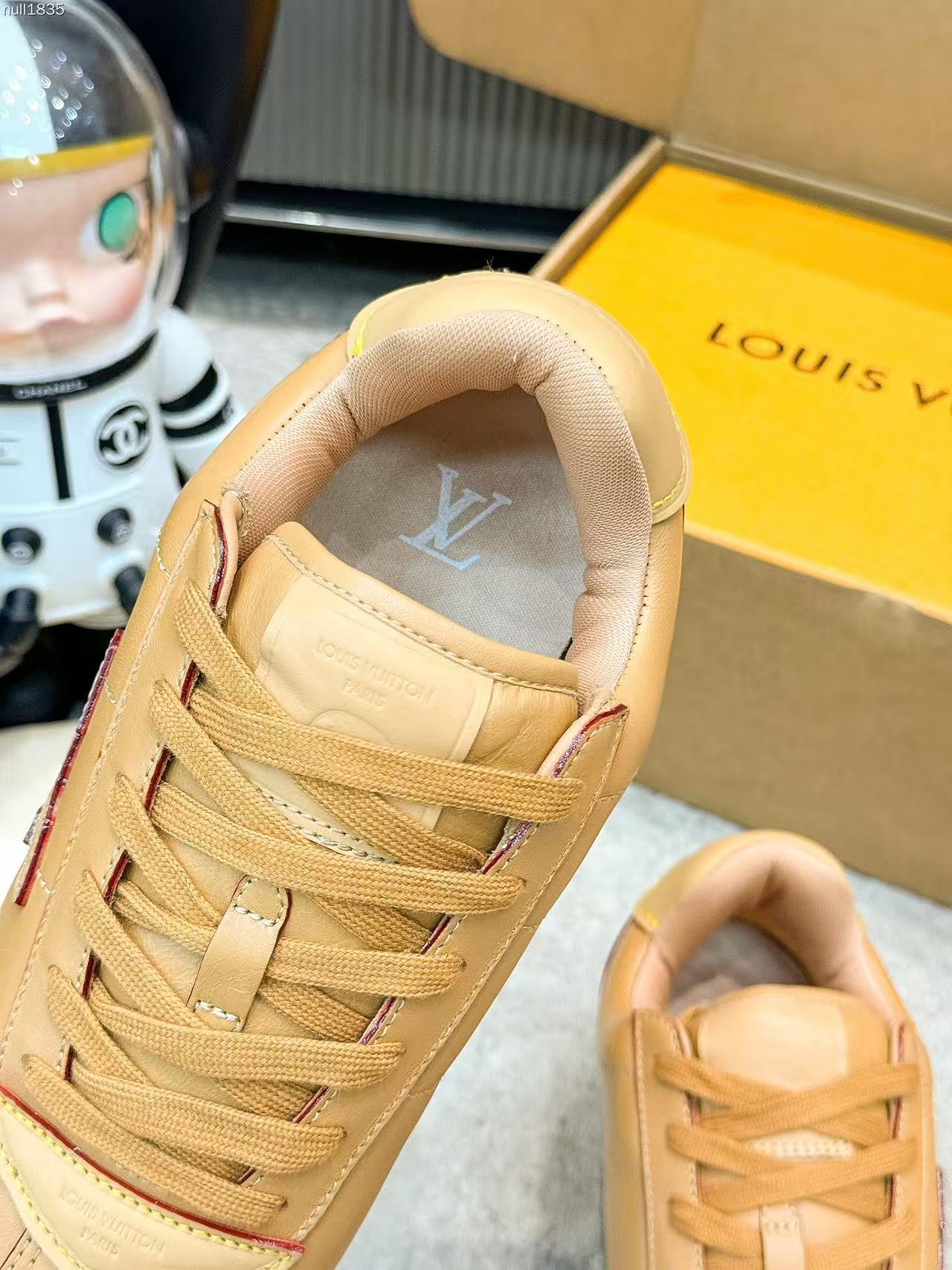 LV Butter Soft Tan - Image 5