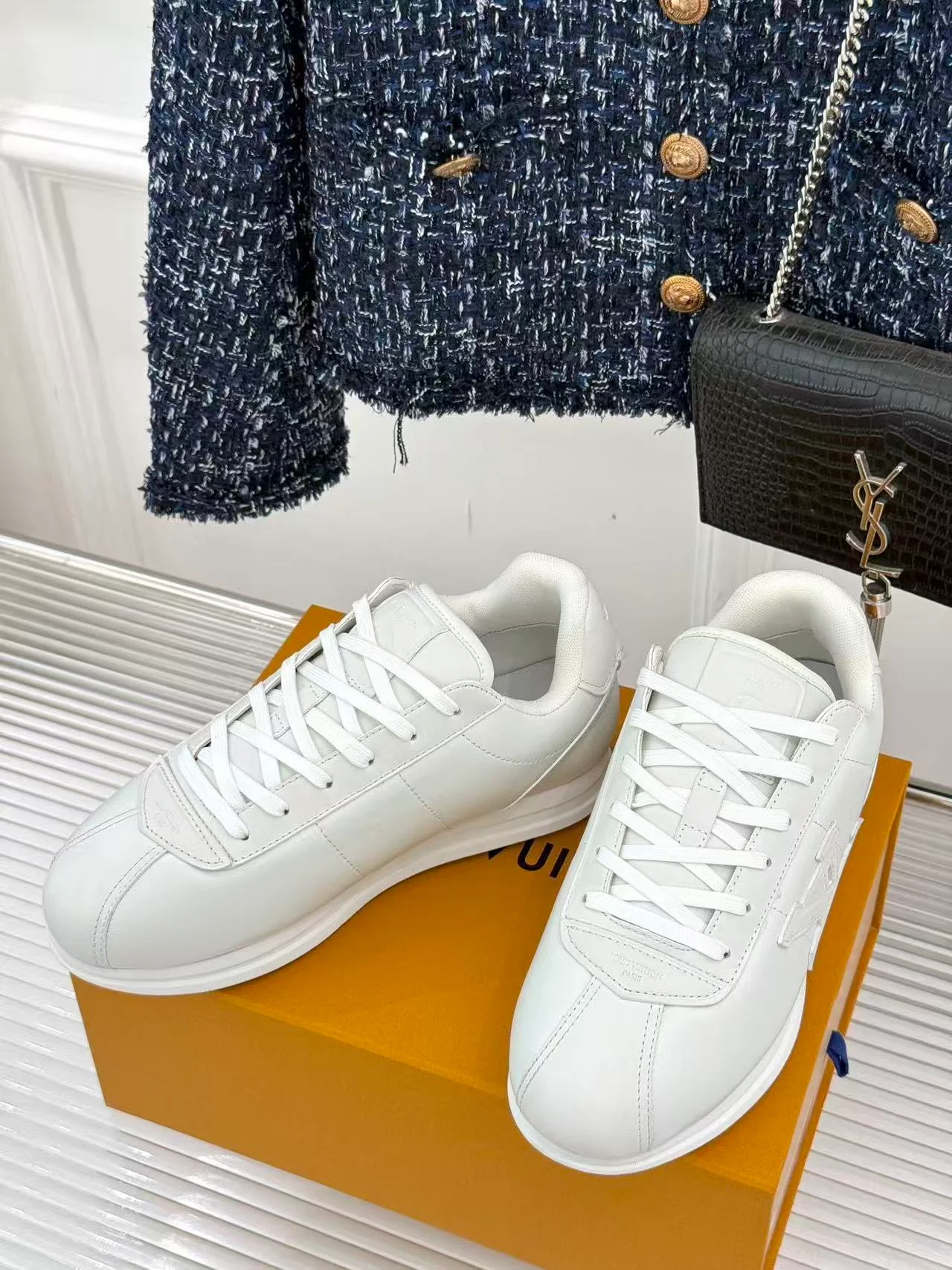 LV Butter Soft White - Image 5