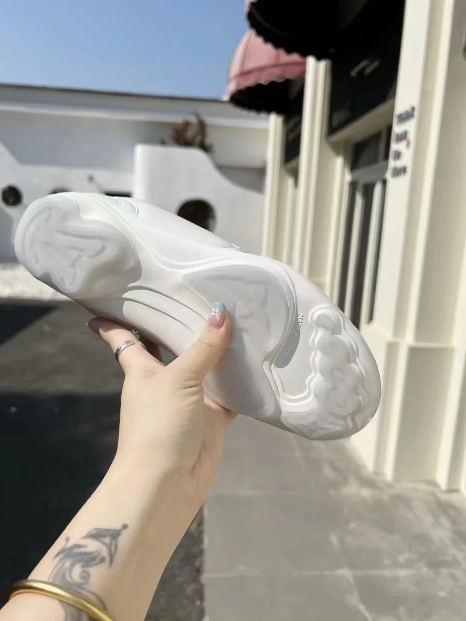 LV Soccer Sneaker White - Image 4