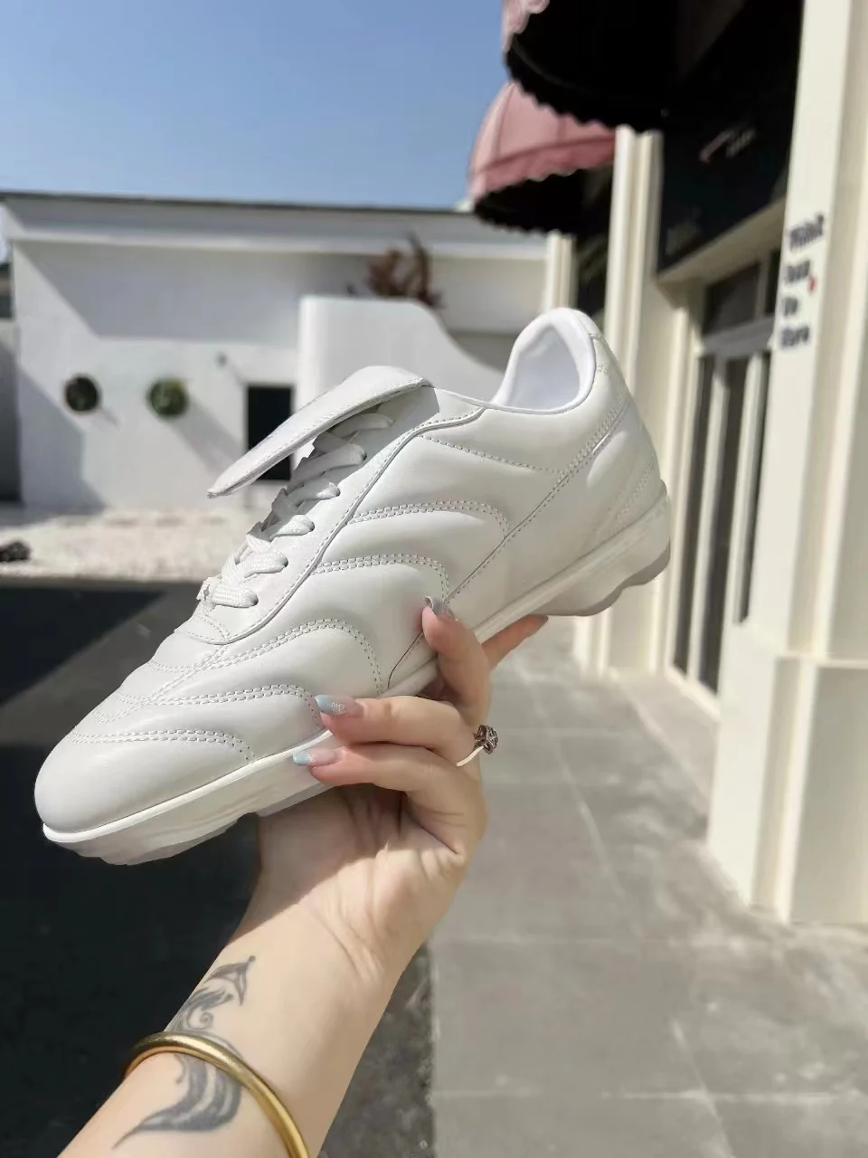 LV Soccer Sneaker White - Image 5