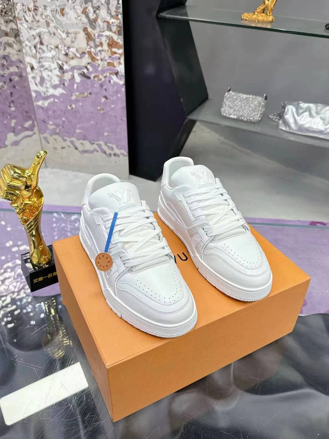 LV Trainers #54 Distressed Sneaker White - Image 3