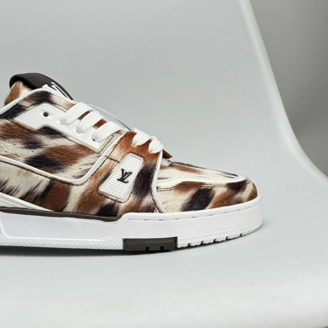 LV Trainers #54 Mule Marron - Image 10