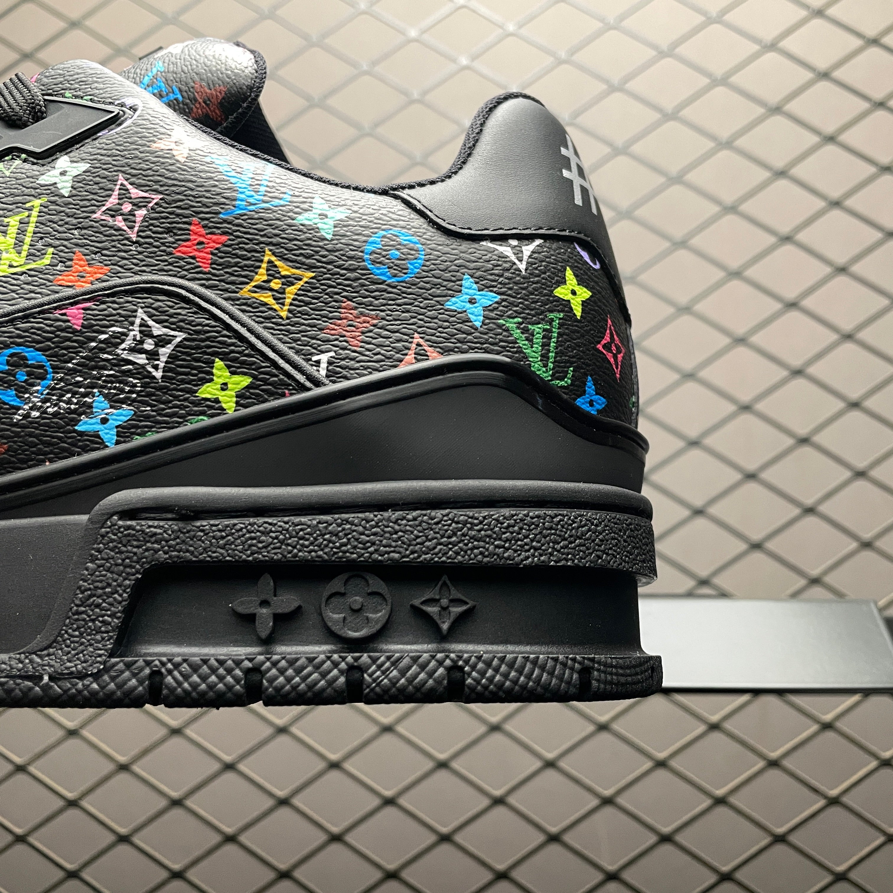 LV Trainers #54 Murakami 2025 Black - Image 6
