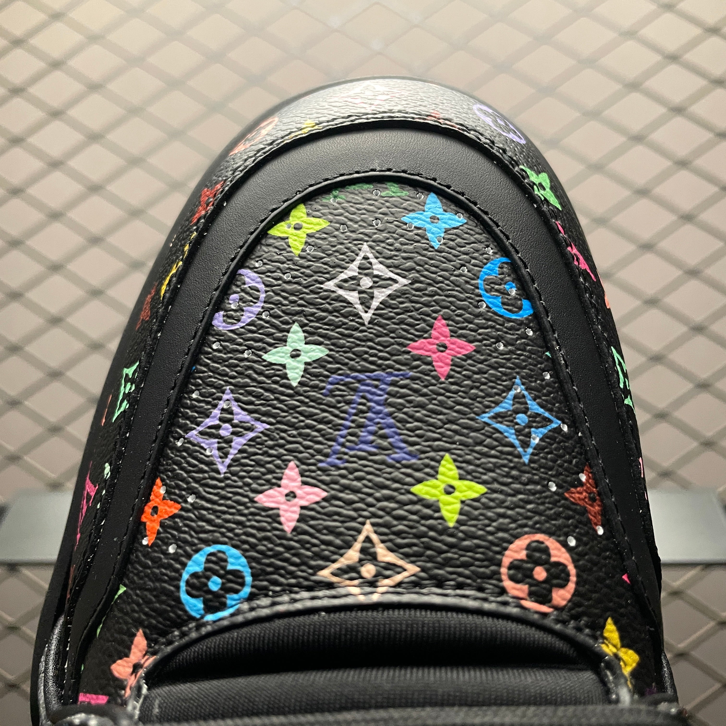 LV Trainers #54 Murakami 2025 Black - Image 7