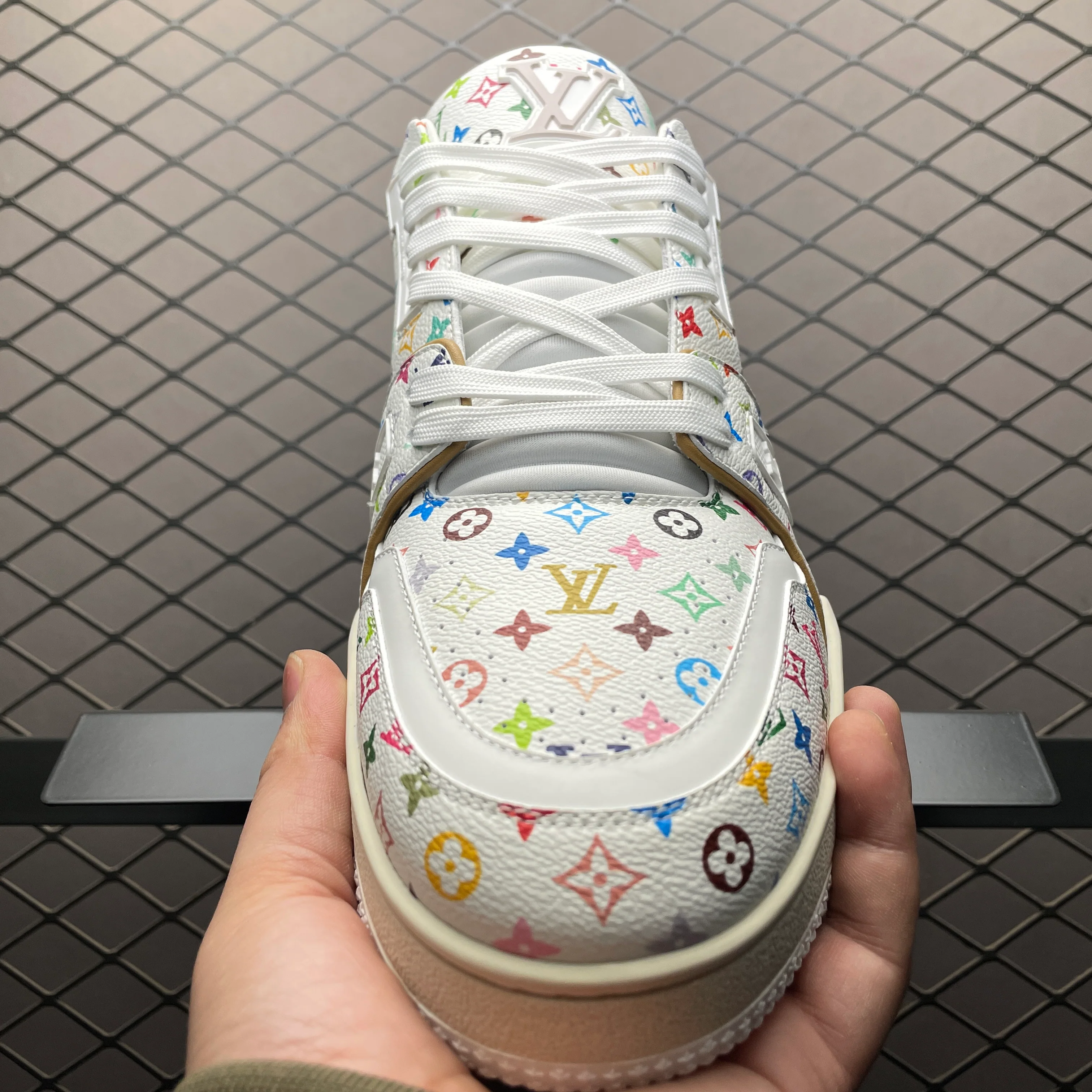 LV Trainers #54 Murakami 2025 White - Image 5
