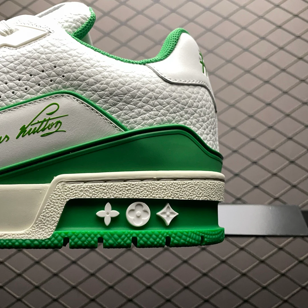 LV Trainers #54 Signature Green - Image 7