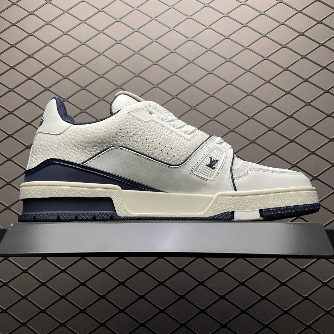 LV Trainers #54 Signature White Marine - Image 3